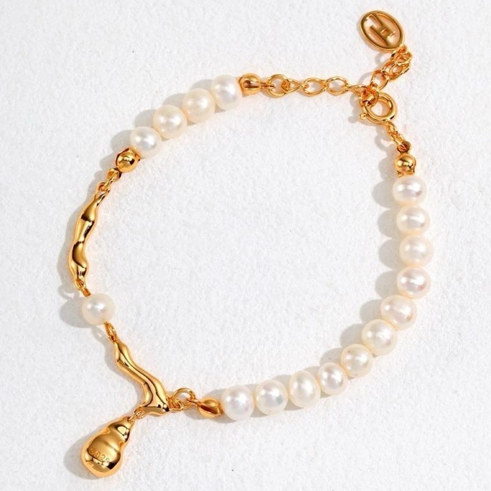 LACRIA JEWELRY lava Baroque Pearl Bracelet 18k Gold Vermeil